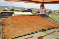 Сакчане испекли самый большой в мире чебурек