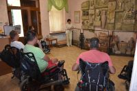 Экскурсия для инвалидов в Сакском музее